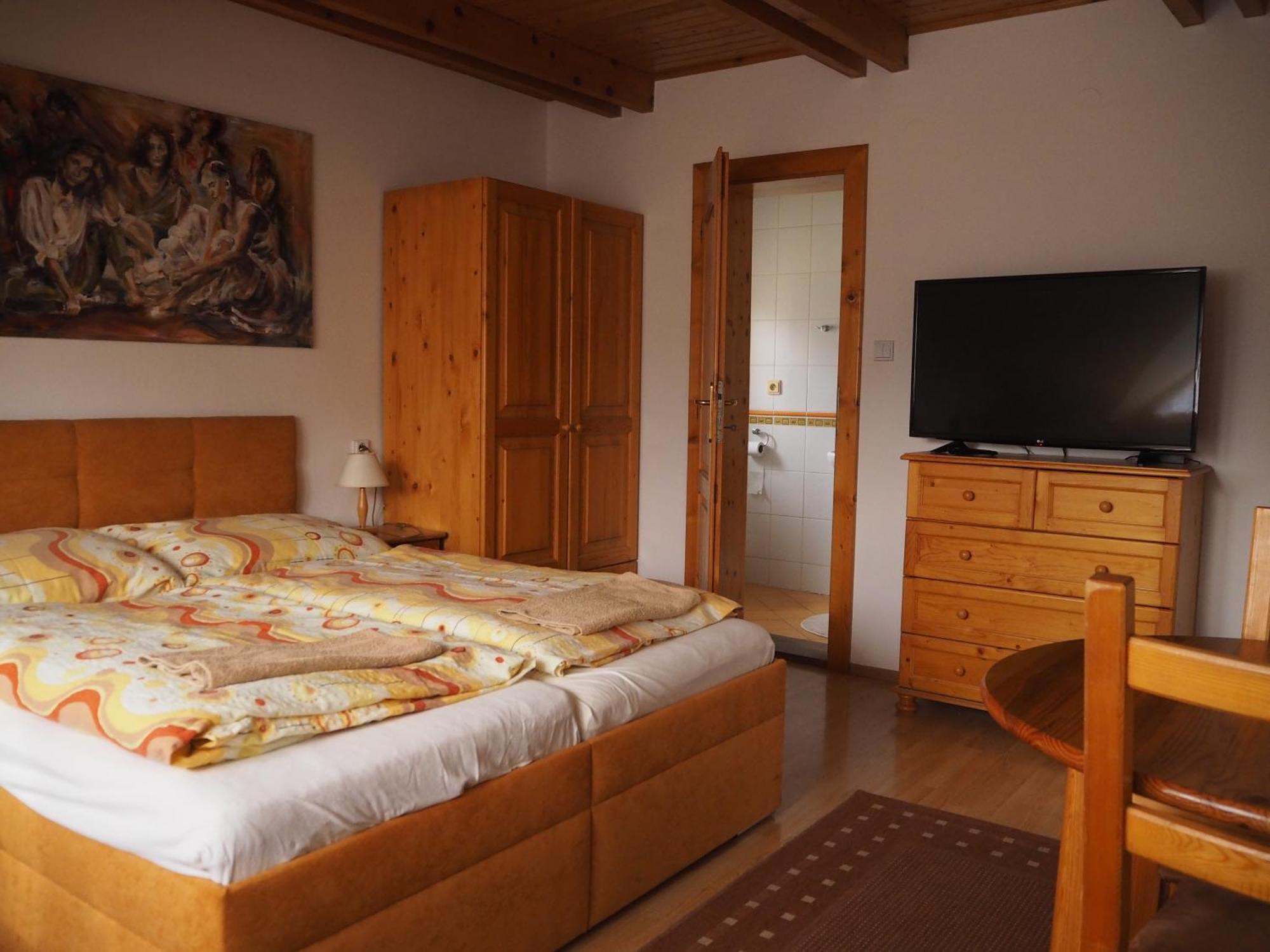 Privat Alenka Hotel Liptovsky Mikulas Bagian luar foto